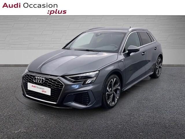 Gris daytona nacré Utilisé 2021 Audi A3 Sportback e-tron S-Line Berline | 26 975 € (Prix juste) - Image 1/4