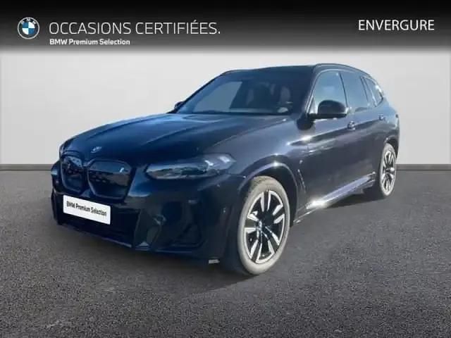 Carbonschwarz métallisé Occasion 2023 BMW iX3 M Sport SUV | 44 890 € (Prix juste) - Image 1/4