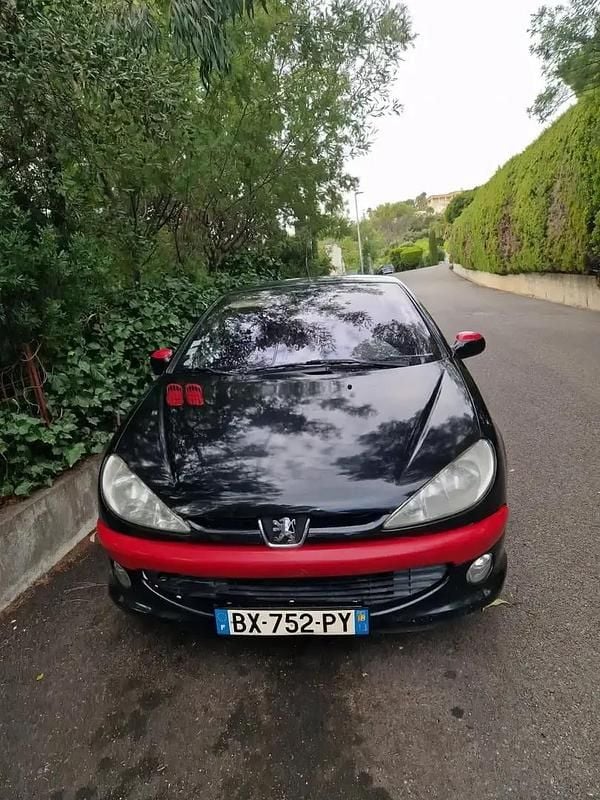 Occasion 2020 Peugeot 206 CC Cabriolet | 1 950 € - Image 1/4