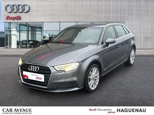 Gris mousson métallisé Occasion 2020 Audi A3 Business | 22 489 € (Prix assez cher) - Image 1/4