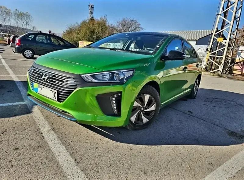 Vert Utilisé 2018 Hyundai Ioniq Berline | 11 800 € (Super prix) - Image 1/4