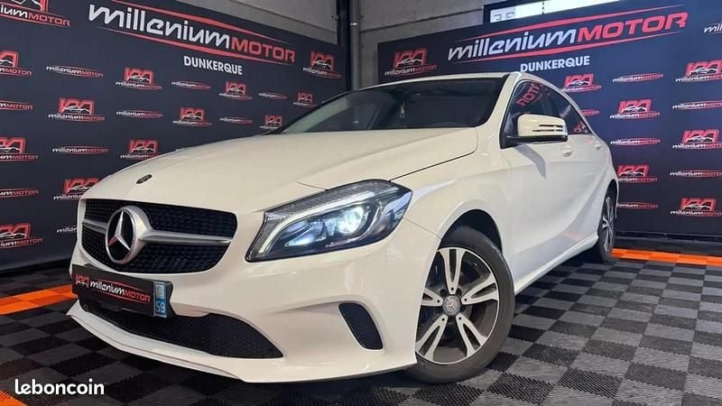 Blanc Utilisé 2016 Mercedes A160 Break | 11 990 € (Super prix) - Image 1/4