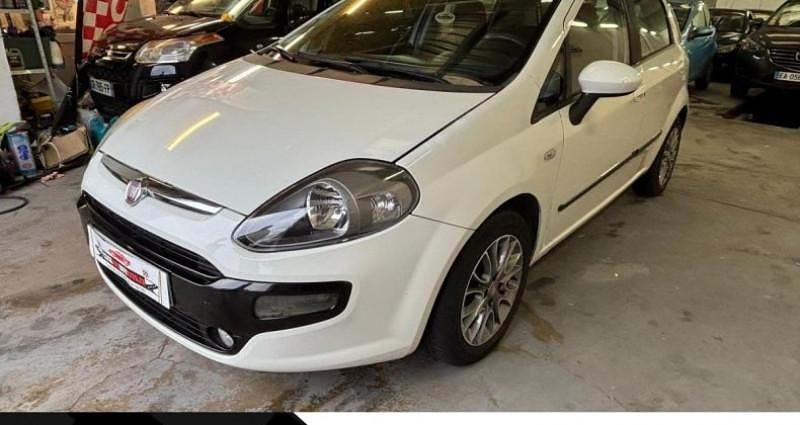 Occasion Fiat Punto Evo 69 ch (50 kW) 2011 Blanc Citadine