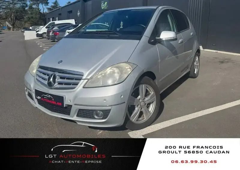 Gris Utilisé 2010 Mercedes A180 Monospace | 3 990 € (Prix juste) - Image 1/4