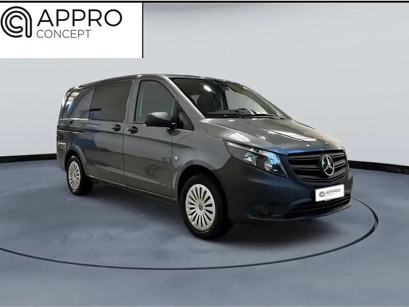 Gris Occasion 2023 Mercedes Vito Van | 39 990 € - Image 1/4
