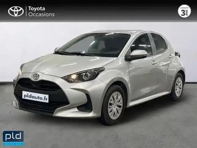 Gris minéral (m) Occasion 2024 Toyota Yaris Business Edition Berline | 18 490 € - Image 1/4
