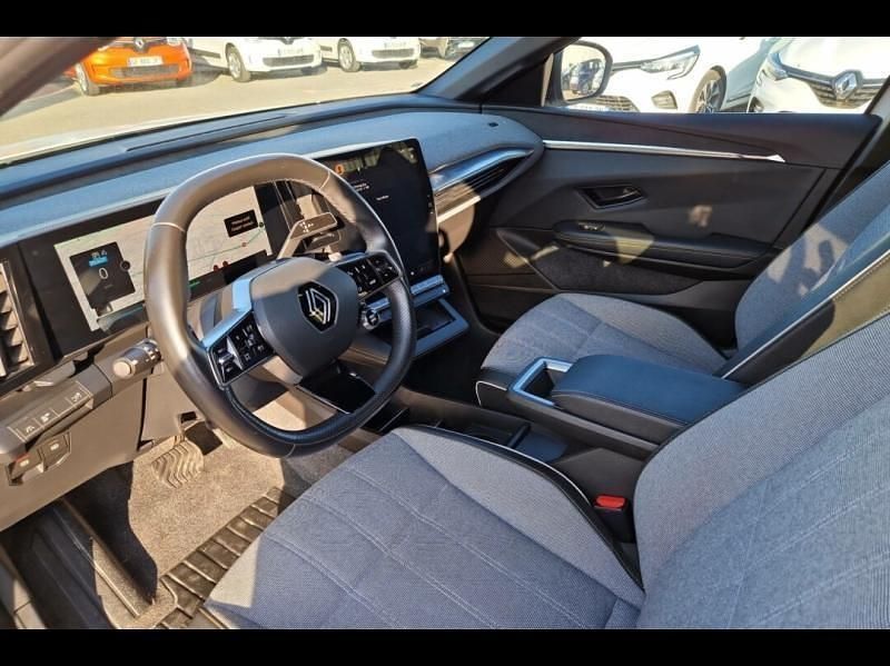 Occasion Renault Megane E-Tech Techno 161 kW (220 ch) 2022 Blanc Berline