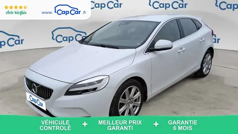 Blanc Utilisé 2018 Volvo V40 Inscription Break | 15 390 € (Bon prix) - Image 1/4