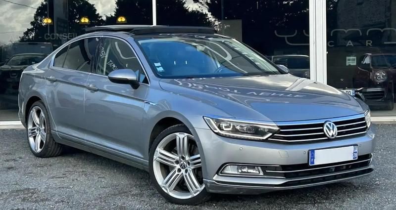 Argent Occasion 2014 VW Passat Edition Berline | 14 000 € - Image 1/4
