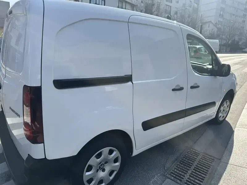 Utilisé 2017 Peugeot Partner Tepee Premium Monospace | 8 900 € - Image 1/4