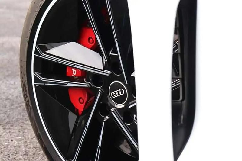 Occasion Audi e-tron GT quattro Sport 439 kW (598 ch) 2023 Gris Berline