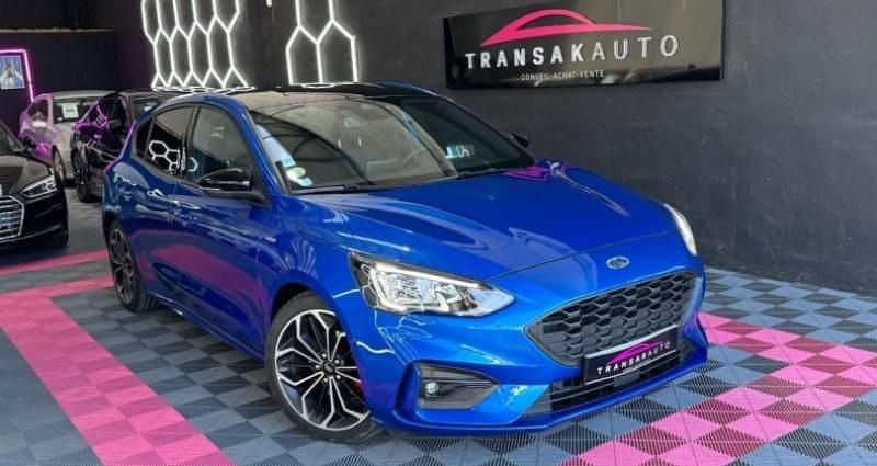 Bleu Utilisé 2018 Ford Focus ST-Line Berline | 16 490 € (Prix assez cher) - Image 1/4