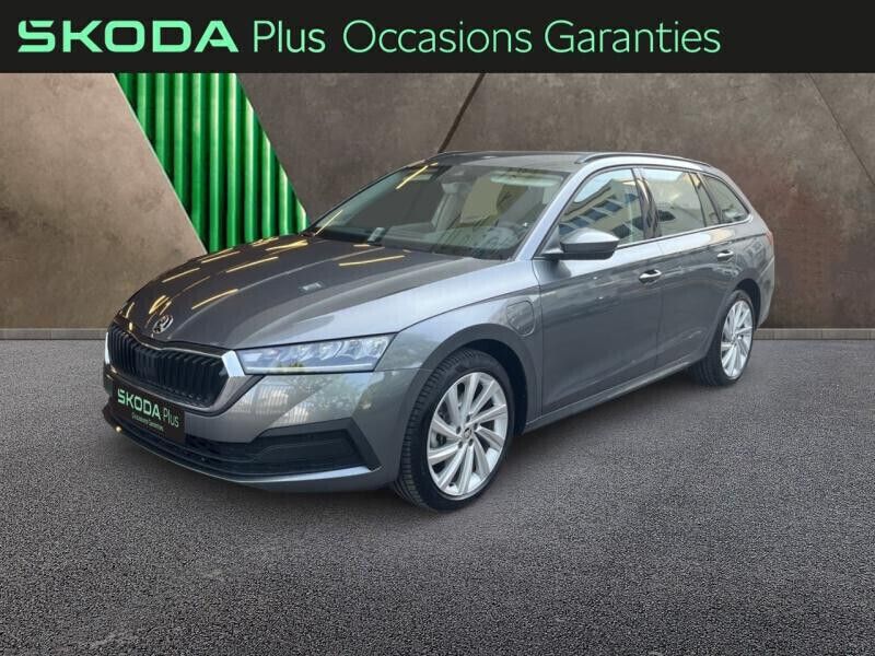 Utilisé 2024 Skoda Octavia Business Line Break | 31 980 € (Prix juste) - Image 1/3
