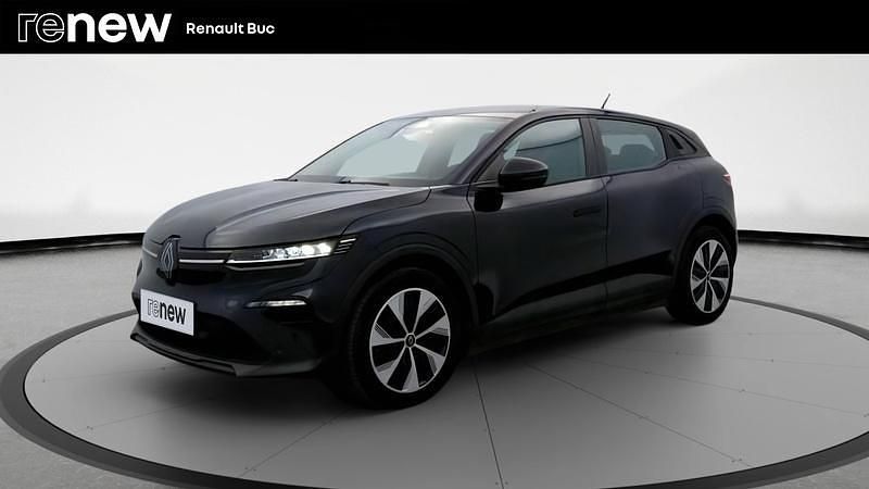 Noir Utilisé 2023 Renault Mégane Evolution Berline | 23 390 € (Bon prix) - Image 1/4