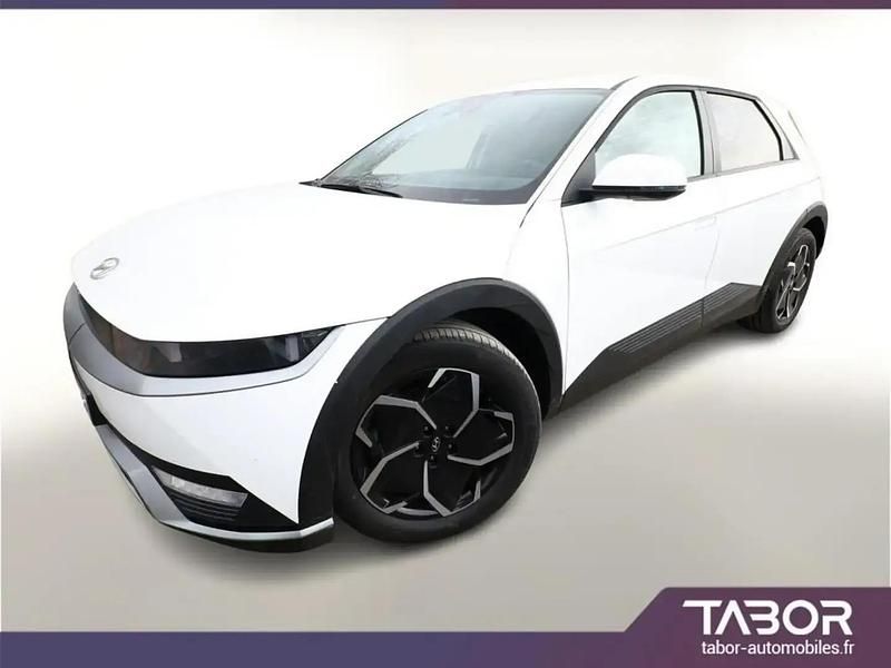 Blanc Nouvelle 2025 Hyundai Ioniq 5 Techniq SUV | 43 954 € (Super prix) - Image 1/2