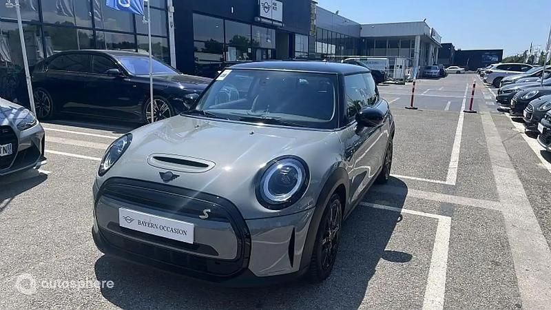 Gris Utilisé 2022 Mini Cooper SE Classic Citadine | 18 999 € (Prix juste) - Image 1/4