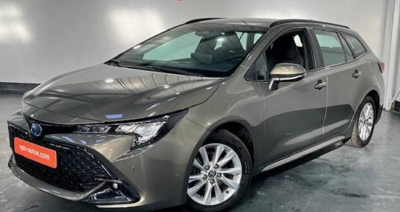 Utilisé 2023 Toyota Corolla Business Edition Citadine | 24 390 € (Bon prix) - Image 1/4