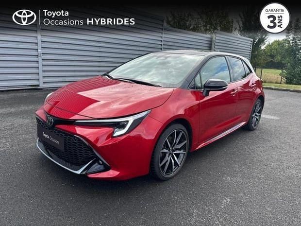 Rouge Utilisé 2024 Toyota Corolla Sport | 26 900 € (Bon prix) - Image 1/4
