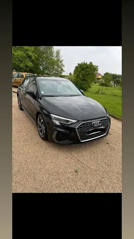 Noir Occasion 2022 Audi A3 Sport Berline | 30 000 € (Prix assez cher) - Image 1/4