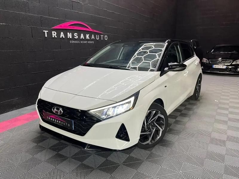 Blanc Utilisé 2020 Hyundai i20 Berline | 15 980 € (Prix juste) - Image 1/4