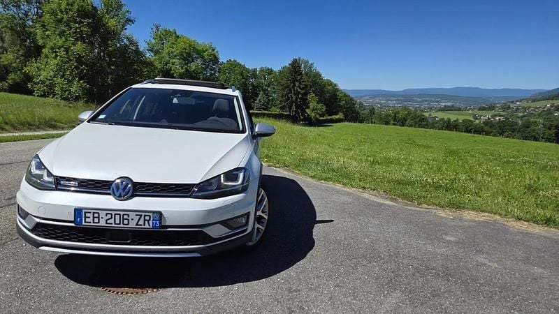 Blanc Utilisé 2016 VW Golf VII GTD Berline | 11 390 € (Super prix) - Image 1/4