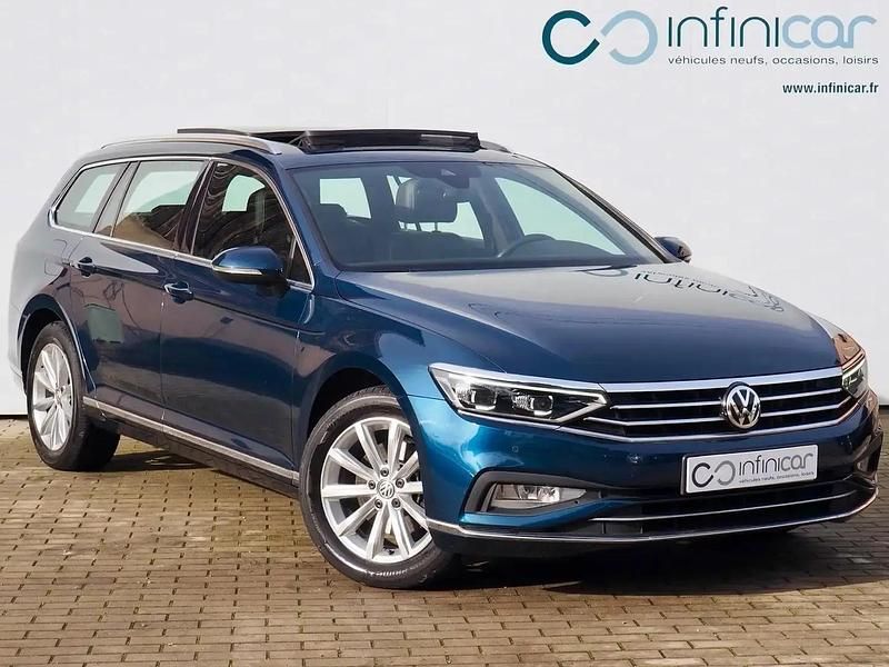Bleu Utilisé 2020 VW Passat Elegance+ Break | 27 300 € (Prix juste) - Image 1/4