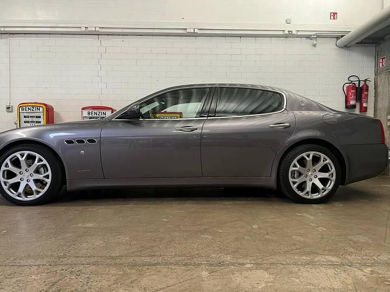 Gris Utilisé 2009 Maserati Quattroporte Berline | 25 900 € (Prix cher) - Image 1/4