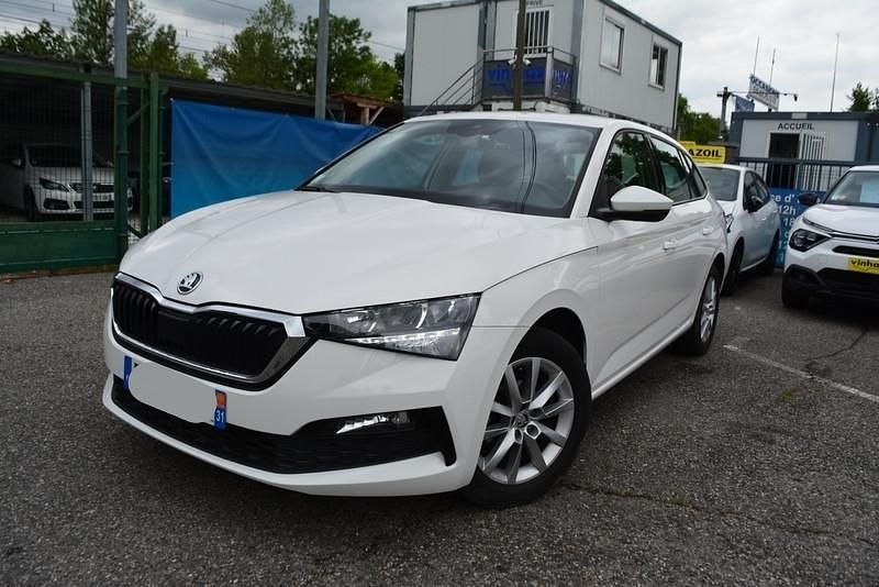 Utilisé 2021 Skoda Scala Ambition Citadine | 12 500 € (Bon prix) - Image 1/4