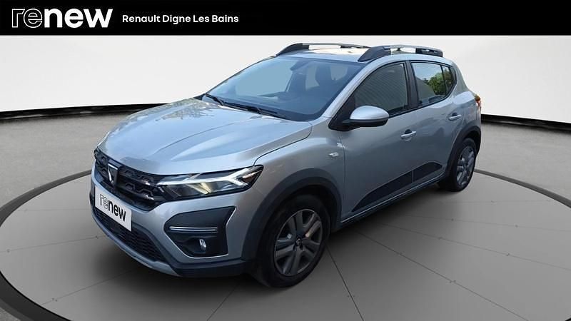 Gris Utilisé 2021 Dacia Sandero Comfort Citadine | 12 990 € - Image 1/4