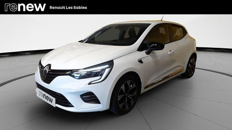 Blanc Utilisé 2021 Renault Clio V LIMITED Citadine | 12 990 € (Bon prix) - Image 1/4