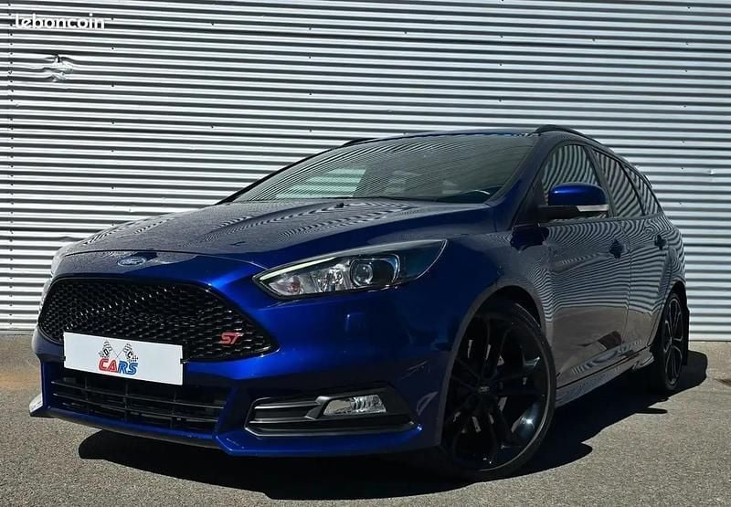 Bleu Utilisé 2017 Ford Focus ST Break | 16 500 € (Prix juste) - Image 1/4