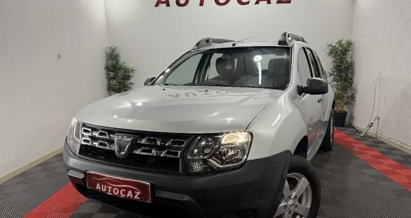 Occasion 2015 Dacia Duster Lauréate SUV | 11 990 € (Prix juste) - Image 1/4