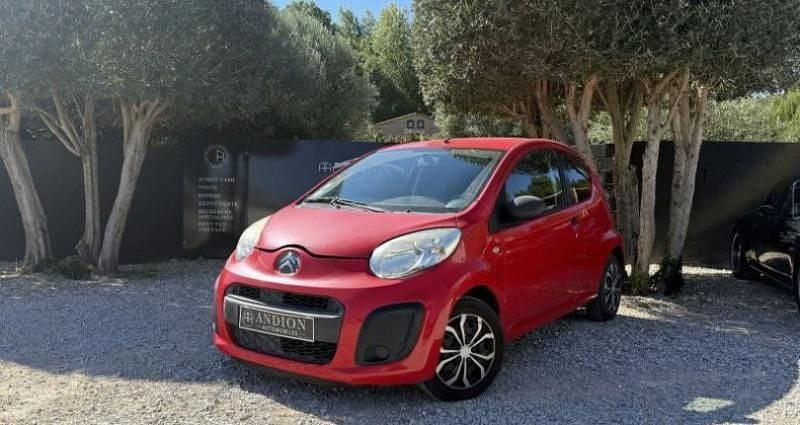 Rouge Utilisé 2012 Citroën C1 Attraction Citadine | 3 950 € - Image 1/4