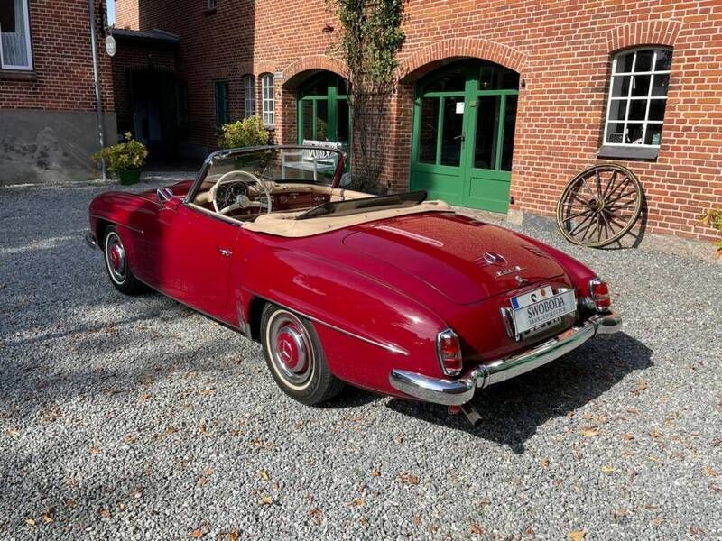 Occasion Mercedes 190 105 ch (77 kW) 1956 Rouge Berline