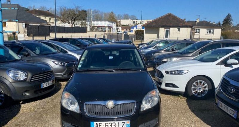 Noir Utilisé 2009 Skoda Fabia Ambiente Break | 2 300 € - Image 1/4
