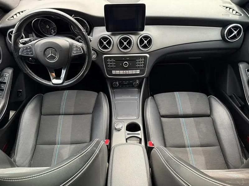 Occasion Mercedes CLA200 Shooting Brake 136 ch (100 kW) 2019 Noir Break