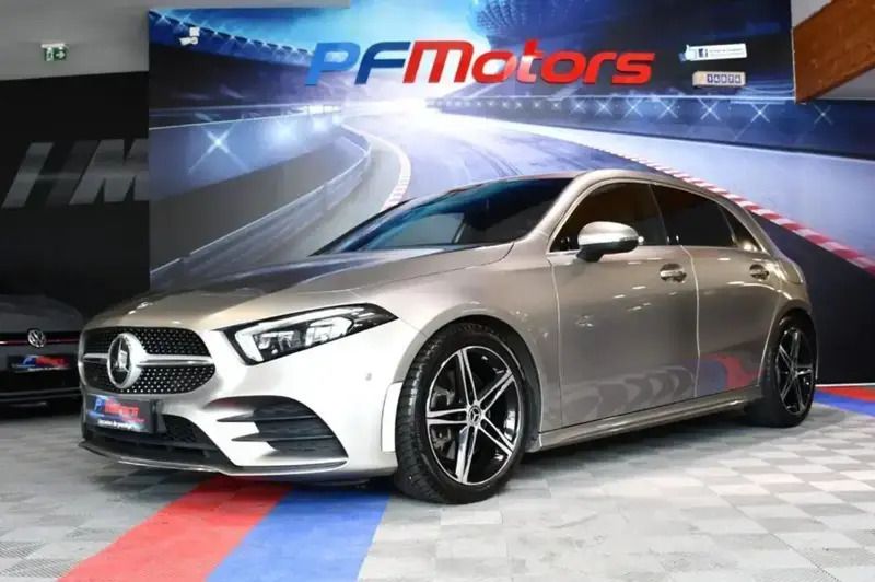 Gris Utilisé 2019 Mercedes A190 AMG line Berline | 30 990 € - Image 1/4