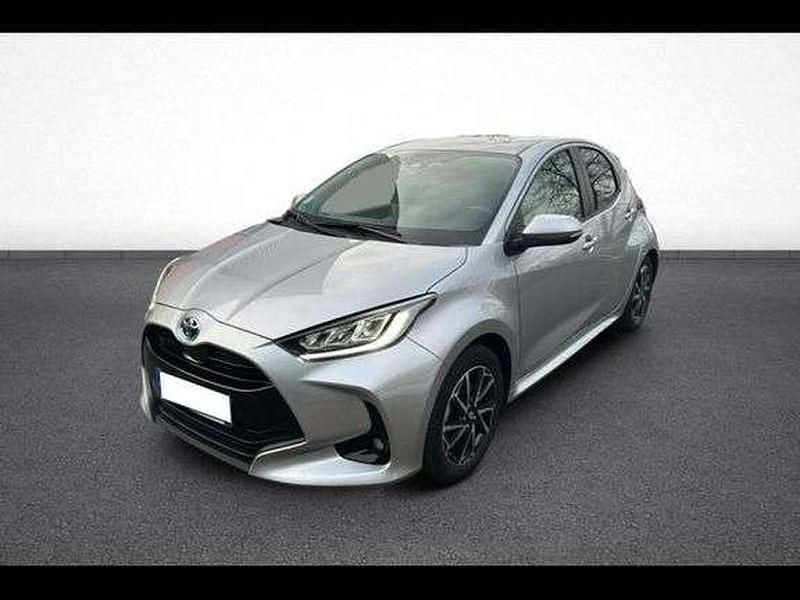 Utilisé 2024 Toyota Yaris Hybrid Design Berline | 20 990 € (Prix juste) - Image 1/1