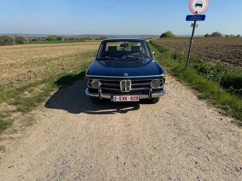 Image 2/4