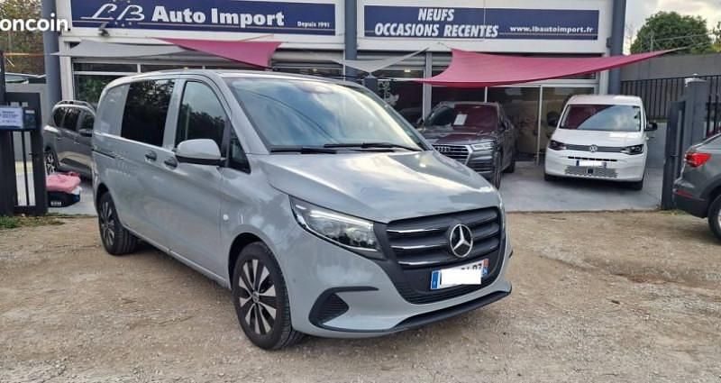 Gris Occasion 2025 Mercedes Vito Break | 61 900 € - Image 1/4