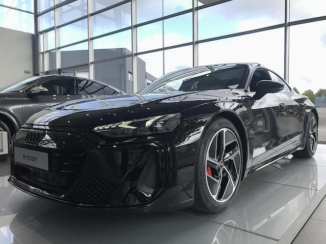 Noir mythe métallisé Nouvelle 2026 Audi e-tron GT quattro Ambiente Berline | 126 900 € - Image 1/4