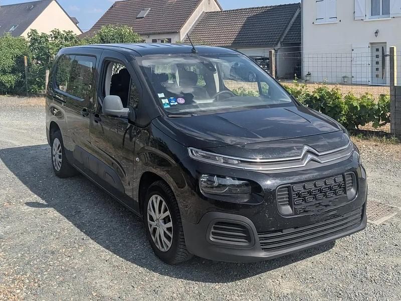 Noir Utilisé 2018 Citroën Berlingo Live Monospace | 10 900 € - Image 1/4