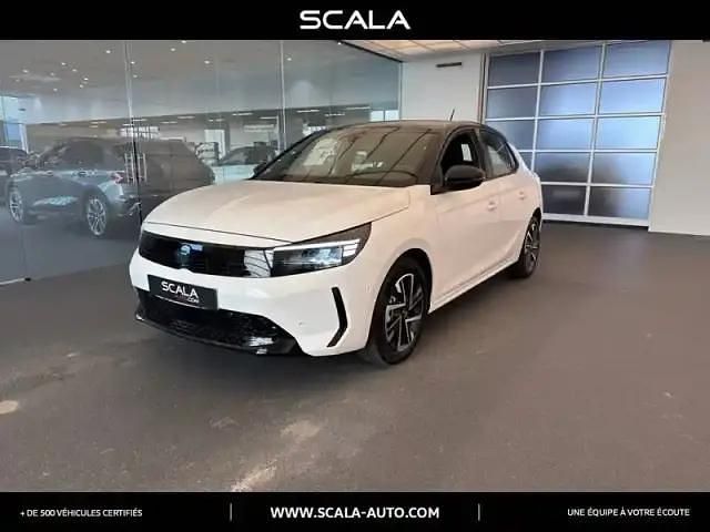 Blanc Utilisé 2024 Opel Corsa Berline | 17 990 € - Image 1/4