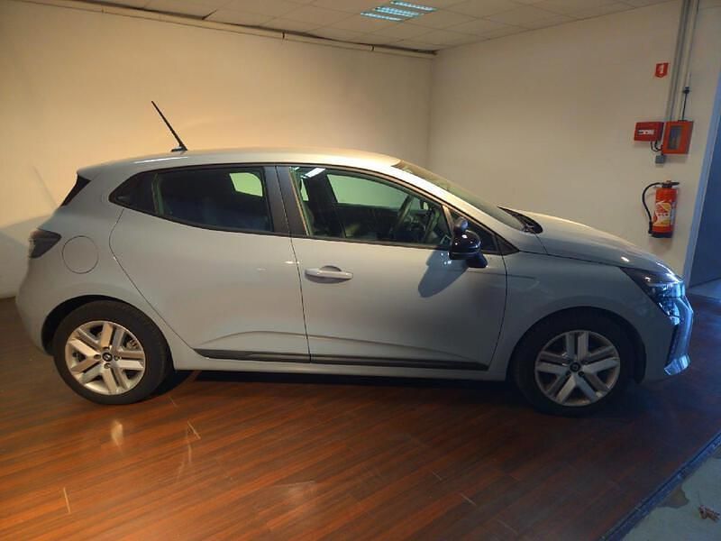 Occasion Renault Clio V Evolution 100 ch (73 kW) 2024 Gris Citadine