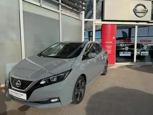 Occasion Nissan Leaf Acenta 110 kW (150 ch) 2021 Blanc Citadine