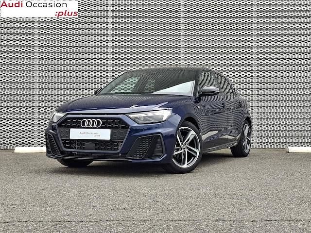 Bleu navarre métallisé noir mythe métallisé Occasion 2025 Audi A1 Sportback S-line plus Citadine | 29 990 € (Prix juste) - Image 1/4