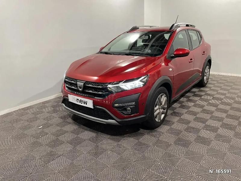 Rouge Utilisé 2022 Dacia Sandero Comfort Citadine | 15 990 € (Prix assez cher) - Image 1/4