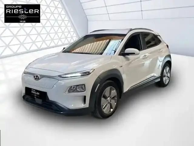 Blanc Utilisé 2021 Hyundai Kona SUV | 20 480 € (Prix juste) - Image 1/4