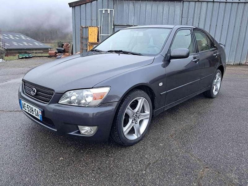 Occasion Lexus IS200 155 ch (114 kW) 2002 Gris Berline