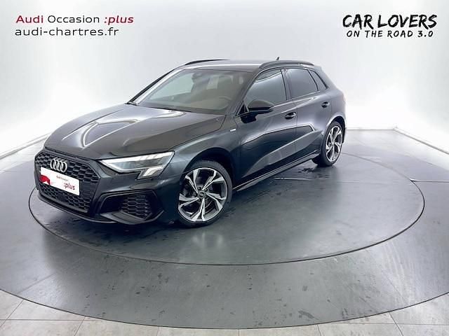 Noir mythe métallisé Utilisé 2022 Audi A3 S-Line | 28 490 € (Prix juste) - Image 1/4